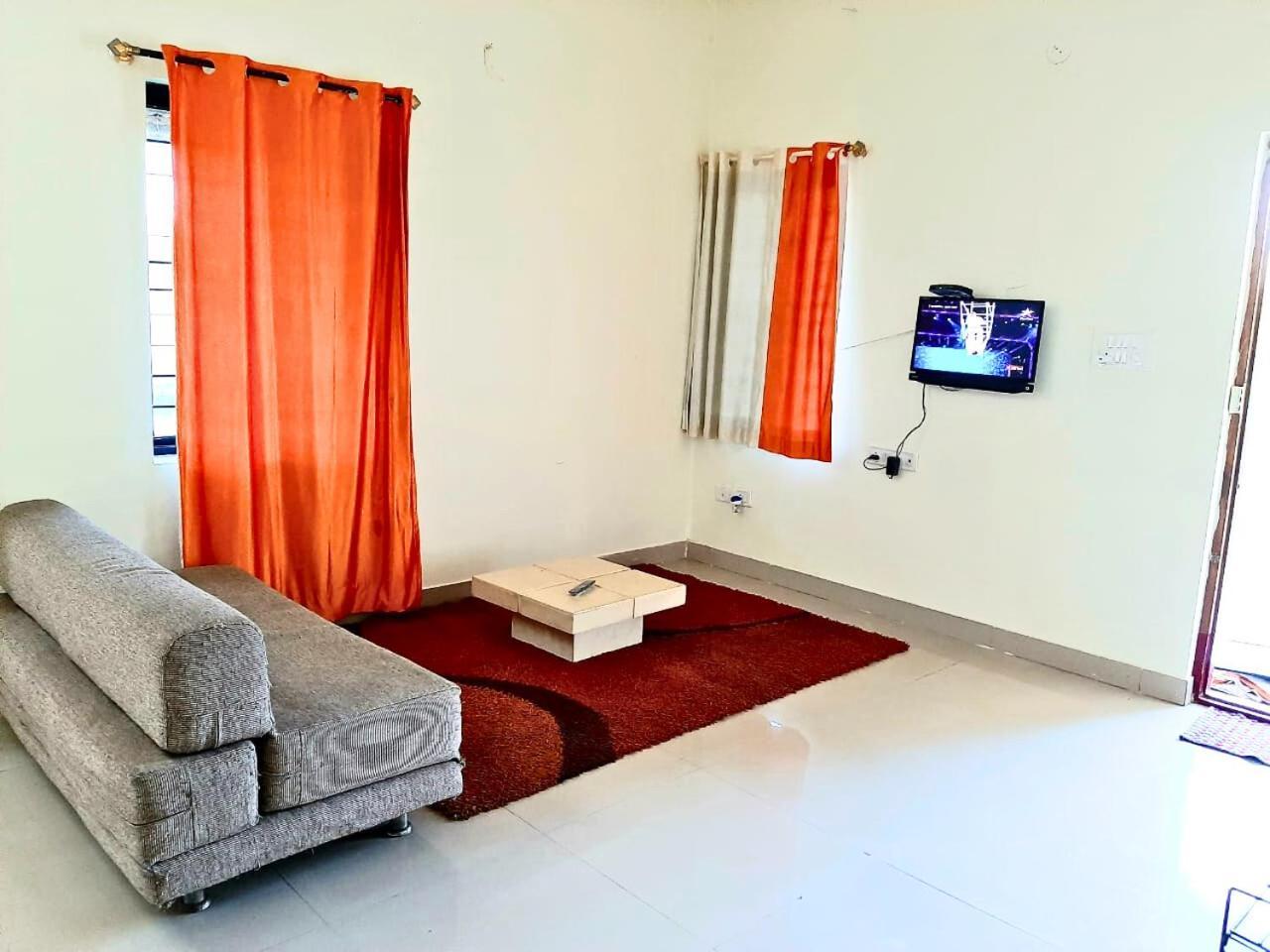 Golden Magnolia Homestay Bengaluru Zewnętrze zdjęcie